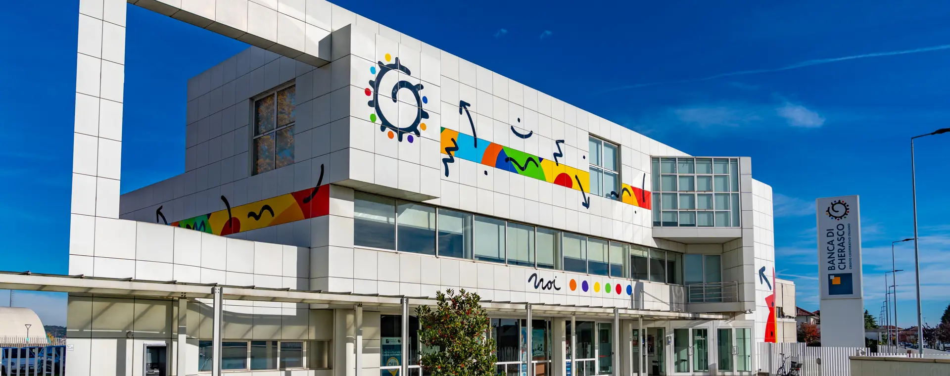 L'OPERA "NOI" DI COCO CANO COLORA LA NOSTRA SEDE 