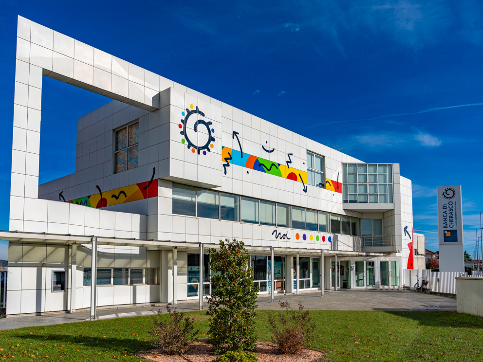 L'OPERA "NOI" DI COCO CANO COLORA LA NOSTRA SEDE 