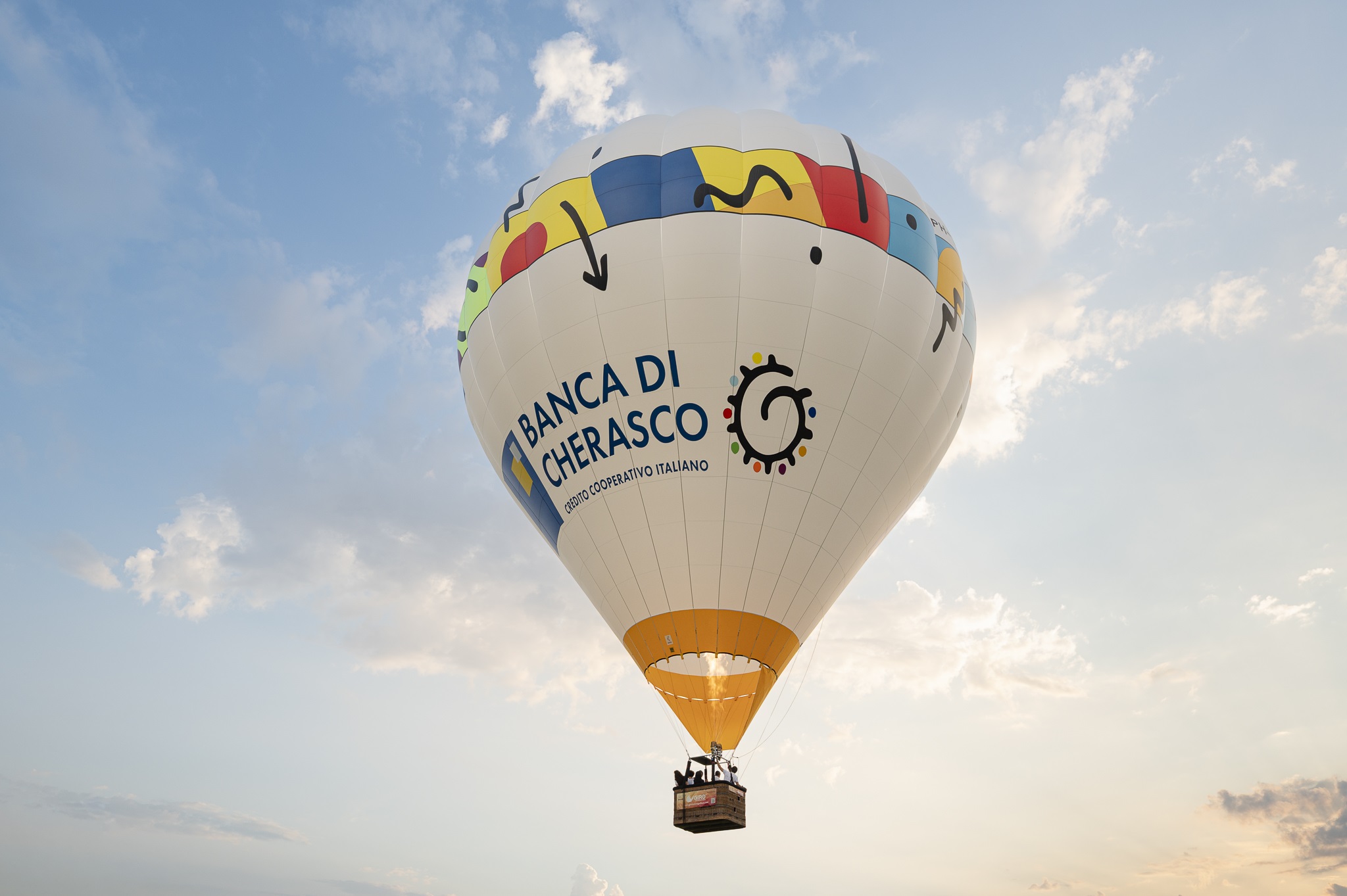 Mongolfiera Banca Di Cherasco